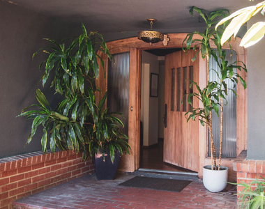 1070 Norumbega Drive - Photo Thumbnail 3