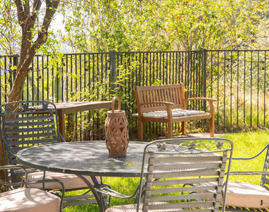 1070 Norumbega Drive - Photo Thumbnail 24