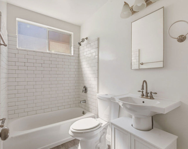 11746 Goshen Avenue - Photo Thumbnail 19