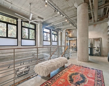 330 W 11th Street - Photo Thumbnail 30