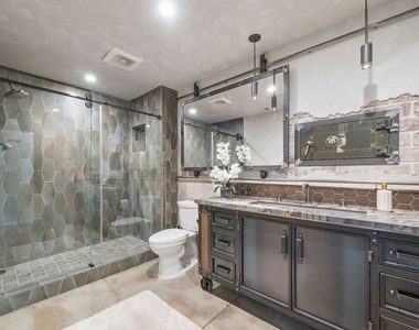 330 W 11th Street - Photo Thumbnail 26