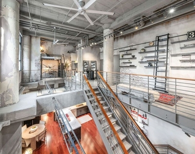 330 W 11th Street - Photo Thumbnail 29