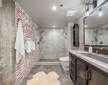 330 W 11th Street - Photo Thumbnail 17
