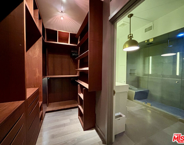 527 Molino Street - Photo Thumbnail 20