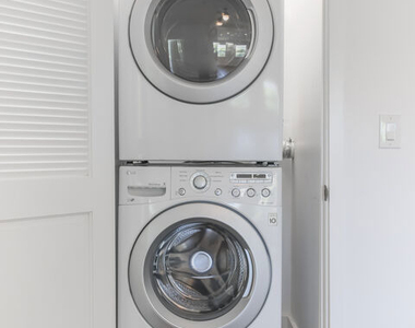 31 Breeze Avenue - Photo Thumbnail 8