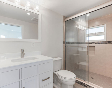 31 Breeze Avenue - Photo Thumbnail 4