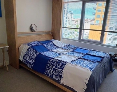 425 W Beech - Photo Thumbnail 5