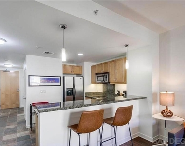 1150 J St - Photo Thumbnail 4