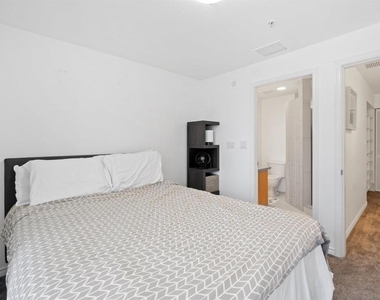 1240 India St - Photo Thumbnail 19