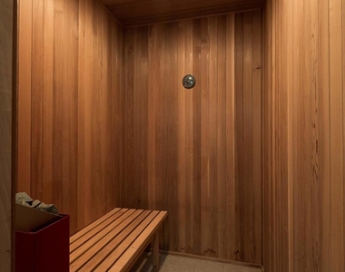 132 Yale Drive - Photo Thumbnail 26