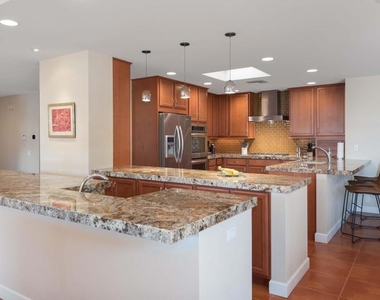 132 Yale Drive - Photo Thumbnail 9