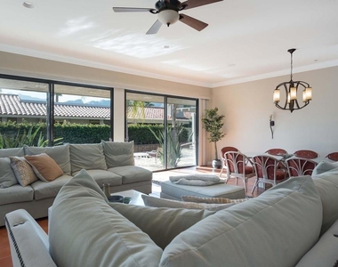 132 Yale Drive - Photo Thumbnail 7