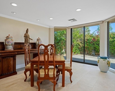 1 Mayfair Drive - Photo Thumbnail 26