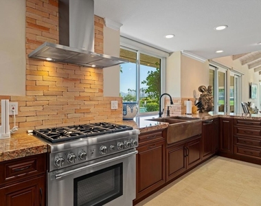 1 Mayfair Drive - Photo Thumbnail 23