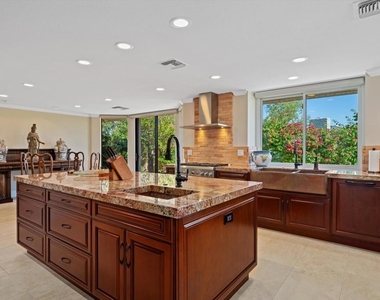 1 Mayfair Drive - Photo Thumbnail 21