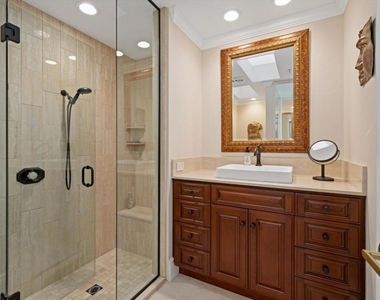 1 Mayfair Drive - Photo Thumbnail 31