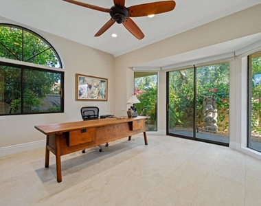 1 Mayfair Drive - Photo Thumbnail 36