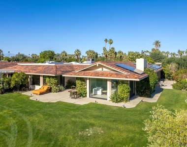 1 Mayfair Drive - Photo Thumbnail 7