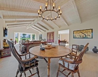 1 Mayfair Drive - Photo Thumbnail 19