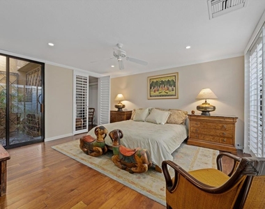1 Mayfair Drive - Photo Thumbnail 32