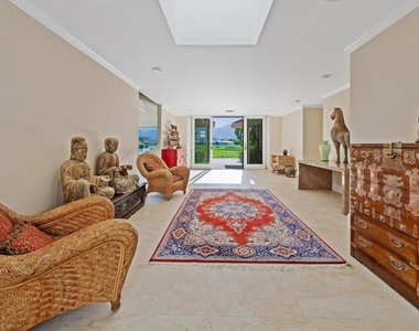 1 Mayfair Drive - Photo Thumbnail 14