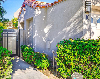 10 Colonial Drive - Photo Thumbnail 23