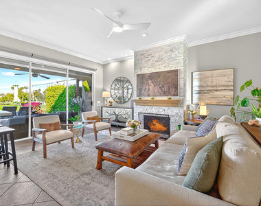 10 Colonial Drive - Photo Thumbnail 11