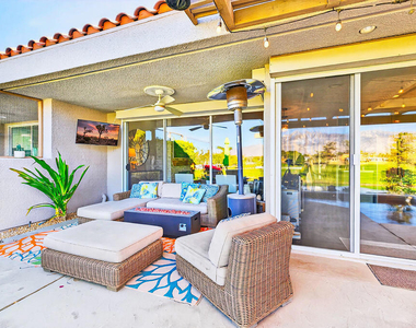 10 Colonial Drive - Photo Thumbnail 2