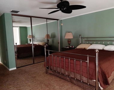 72385 Beverly Way - Photo Thumbnail 22