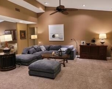 72385 Beverly Way - Photo Thumbnail 3