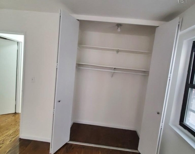 Flex 3 bedroom on East 56th Street - Photo Thumbnail 9