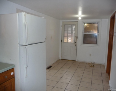 18 Kelly Hill Road - Photo Thumbnail 5