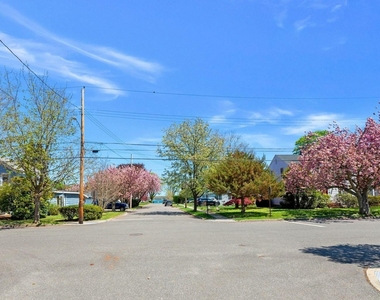 237 6th Street - Photo Thumbnail 27