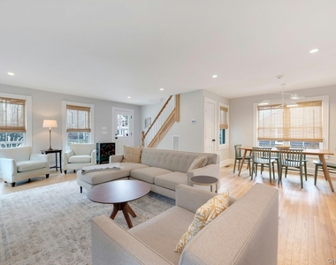 237 6th Street - Photo Thumbnail 2