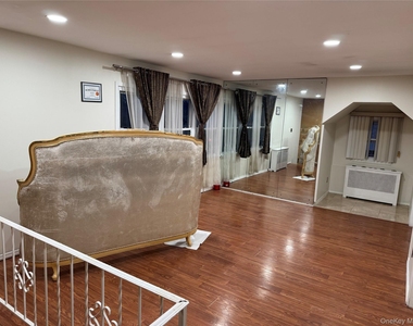 8315 Little Neck Parkway - Photo Thumbnail 1
