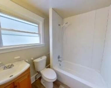 100 Ryckman Avenue - Photo Thumbnail 9