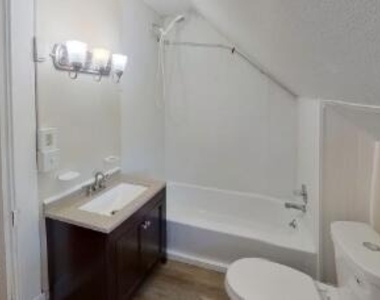 100 Ryckman Avenue - Photo Thumbnail 22