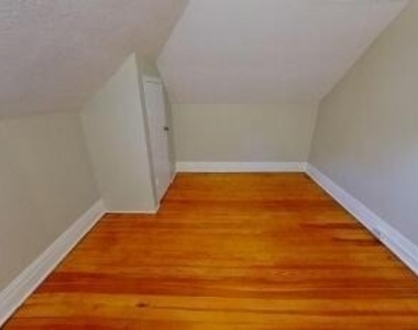 100 Ryckman Avenue - Photo Thumbnail 11