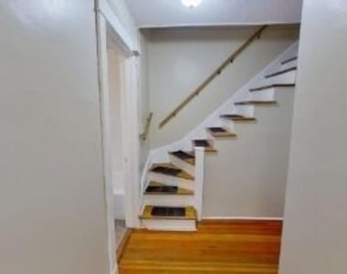 100 Ryckman Avenue - Photo Thumbnail 14