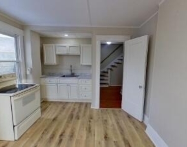100 Ryckman Avenue - Photo Thumbnail 16