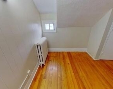 100 Ryckman Avenue - Photo Thumbnail 4