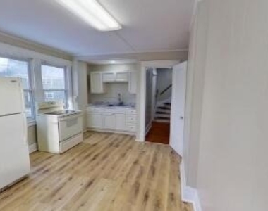 100 Ryckman Avenue - Photo Thumbnail 7
