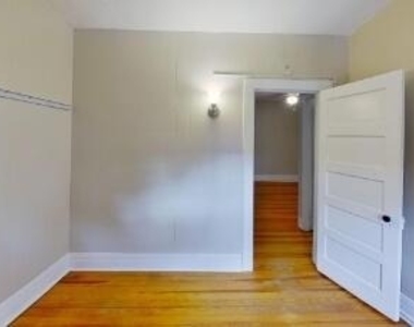 100 Ryckman Avenue - Photo Thumbnail 13
