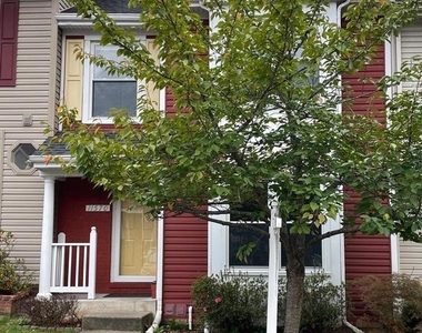 11570 Hill Meade Lane - Photo Thumbnail 2