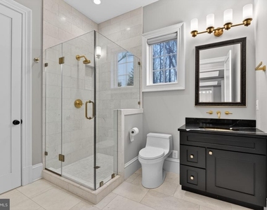 7002 River Oaks Drive - Photo Thumbnail 14