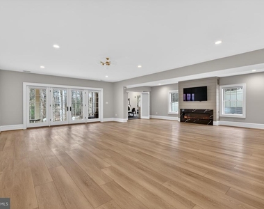 7002 River Oaks Drive - Photo Thumbnail 31