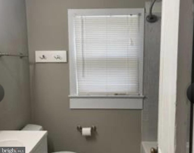 915 William Street - Photo Thumbnail 6
