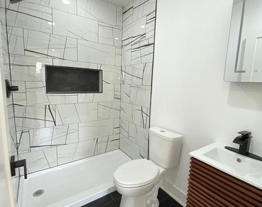 2533 N 7th Street - Photo Thumbnail 7
