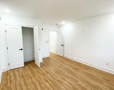 2533 N 7th Street - Photo Thumbnail 11