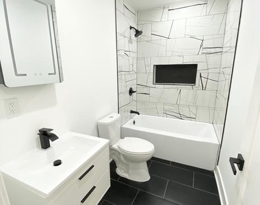2533 N 7th Street - Photo Thumbnail 9